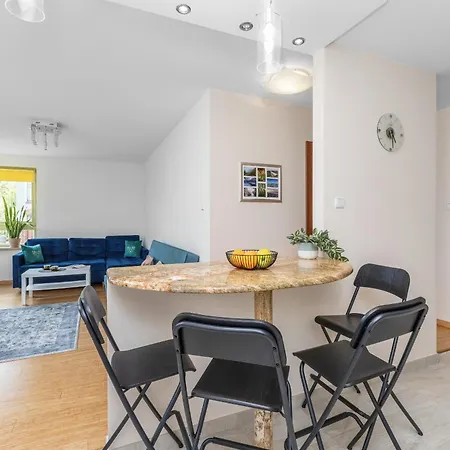 Daire Seaside With Parking In By Renters Sopot