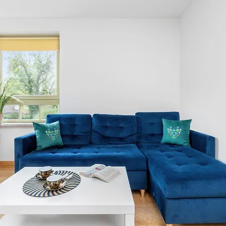 Apartment Seaside With Parking In By Renters Sopot